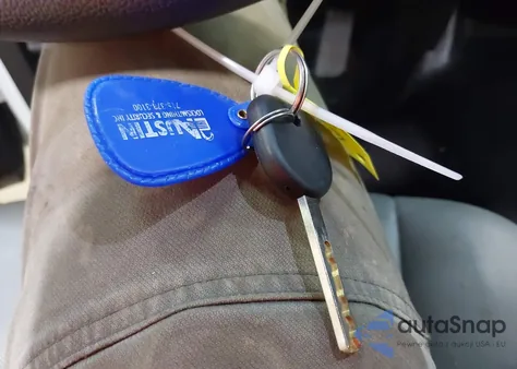 2017 Chevrolet Silverado 1500 Wt z USA, uszkodzony, nr VIN 1GCNCNEH2HZ195809